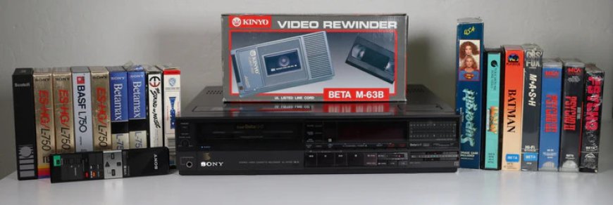 A Nostalgic Look Back at VHS and Betamax From the 80s