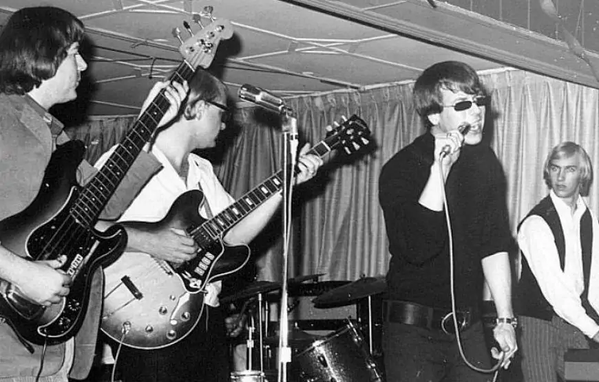 Mouse and the Traps: 60s Garage Rock band