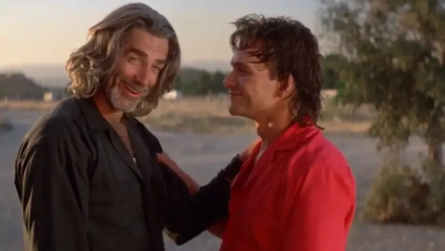 Garret and Dalton sharing a joke: Road House 1989