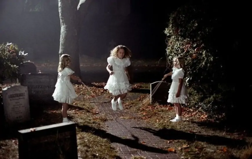 Three girls skipping: A Nightmare on Elm Street